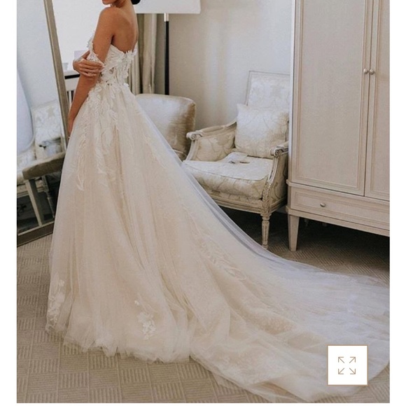 Demidress Wedding dress with Chic off the shoulder Tulle - Picture 2 of 14